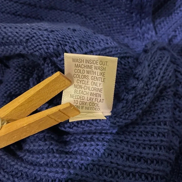 Dana Buchanan sweater-large NWOT - Picture 5 of 9